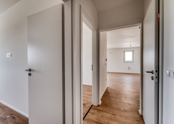 Rajka -BEZ PLATENIA PRISPEVKU: Predaj : tehlových 2-3 -izbových bytov -novostavba.