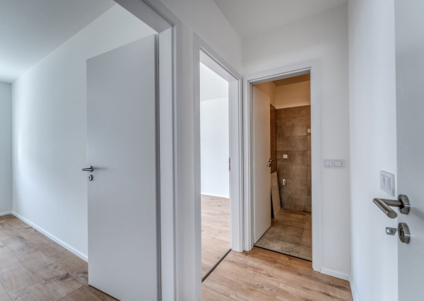 Rajka -BEZ PLATENIA PRISPEVKU: Predaj : tehlových 2-3 -izbových bytov -novostavba.