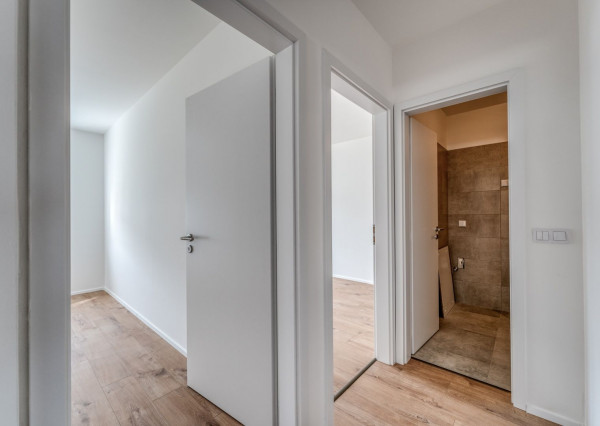 Rajka -BEZ PLATENIA PRISPEVKU: Predaj : tehlových 2-3 -izbových bytov -novostavba.