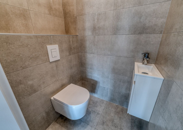 Rajka -BEZ PLATENIA PRISPEVKU: Predaj : tehlových 2-3 -izbových bytov -novostavba.