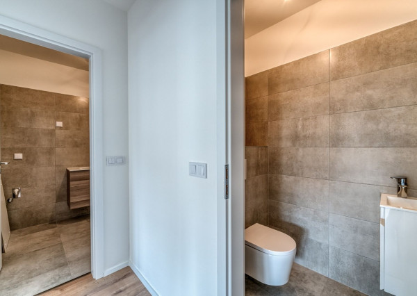 Rajka -BEZ PLATENIA PRISPEVKU: Predaj : tehlových 2-3 -izbových bytov -novostavba.