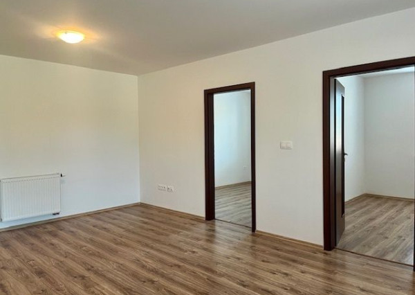 Predaj pekného 3-izb. bytu s vlastným kúrením v novostavbe - Trstená na Ostrove.