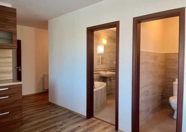 Predaj pekného 3-izb. bytu s vlastným kúrením v novostavbe - Trstená na Ostrove.