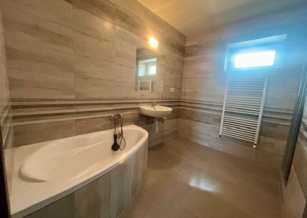 Predaj pekného 3-izb. bytu s vlastným kúrením v novostavbe - Trstená na Ostrove.