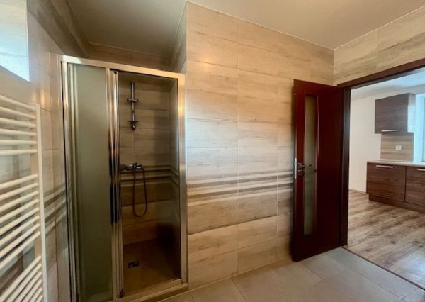 Predaj pekného 3-izb. bytu s vlastným kúrením v novostavbe - Trstená na Ostrove.