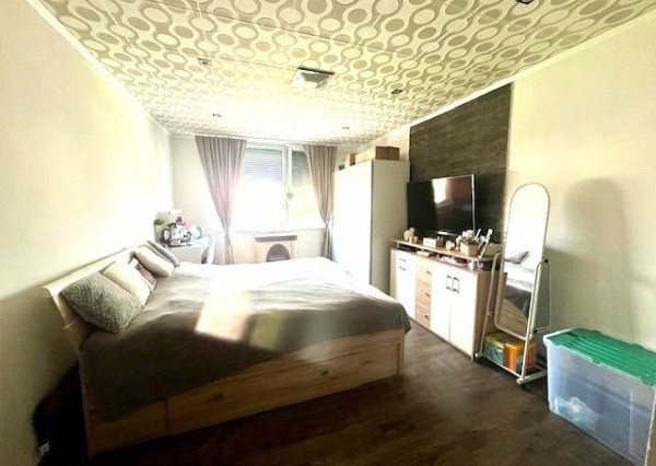 REZERVOVANÉ - Predaj 2 izb.bytu  s garážou v obci Veľké Uľany.