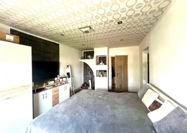 REZERVOVANÉ - Predaj 2 izb.bytu  s garážou v obci Veľké Uľany.