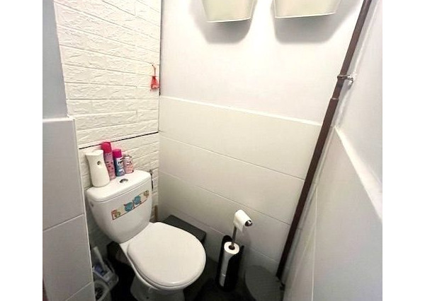 REZERVOVANÉ - Predaj 2 izb.bytu  s garážou v obci Veľké Uľany.