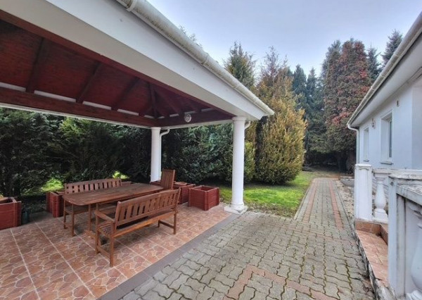 Predaj viacgeneračného domu v maďarskom meste Mosonmagyaróvár.