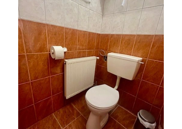 Imperium RK Vám ponúka na predaj 4 izbový rodinný dom za susednými hranicami v  HEGYESHALOME.