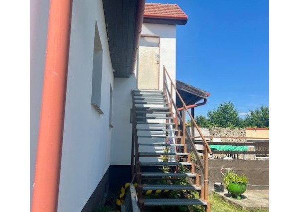 Imperium RK Vám ponúka na predaj 4 izbový rodinný dom za susednými hranicami v  HEGYESHALOME.