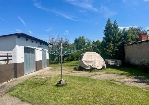 Imperium RK Vám ponúka na predaj 4 izbový rodinný dom za susednými hranicami v  HEGYESHALOME.