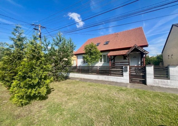 Imperium RK Vám ponúka na predaj 4 izbový rodinný dom za susednými hranicami v  HEGYESHALOME.