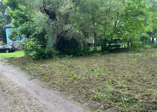 Na predaj rekreačný pozemok pri Dunaji v rekrečnej časti obce Bodíky