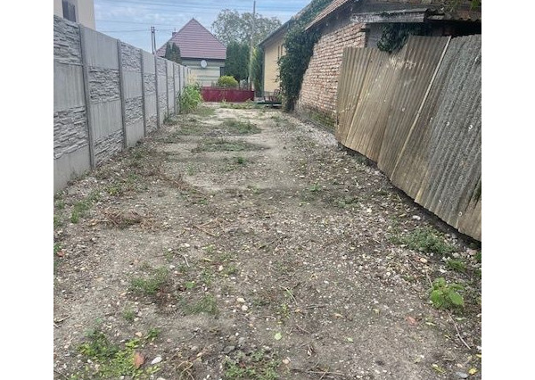 Pekný slnečný pozemok 1182 m2  na predaj - obec Čenkovce.