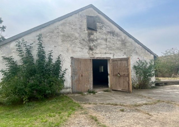 Prenájom skladovacieho objektu v obci Štvrtok na Ostrove.