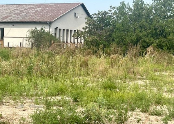 Prenájom skladovacieho objektu v obci Štvrtok na Ostrove.