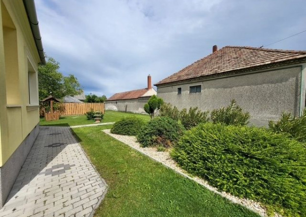 Predaj rodinného domu  blízko Bratislavy - Dunakiliti.