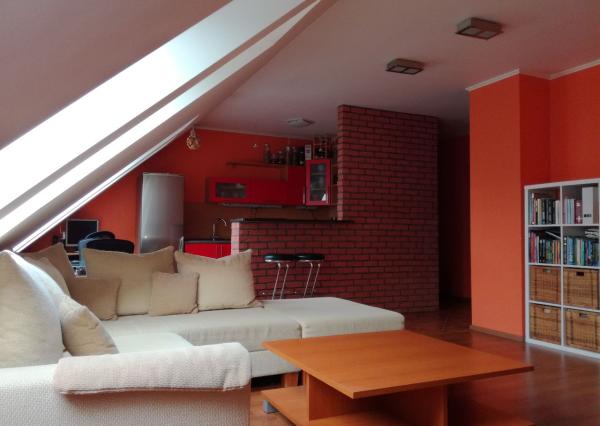 Prenájom nadštandardného 2 izb.bytu aj so zariadením v Šamoríne,Školská ul.