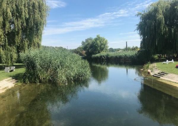 Predaj stavebné pozemky 769 m2 a 720 m2 v obci DUNASZIGET, Maďarsko - CENA : 61 eur / m2