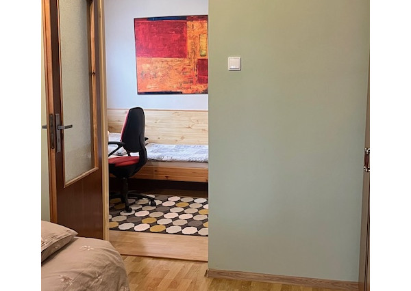 Na predaj 4 - izbový rodinný dom v obci Kalinkovo .