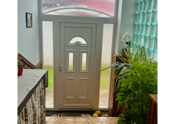 Na predaj 4 - izbový rodinný dom v obci Kalinkovo .