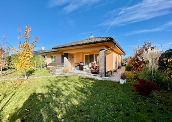 Na predaj 4 izb. bungalov v Kvetoslavove na 6,2 árovom pozemku.