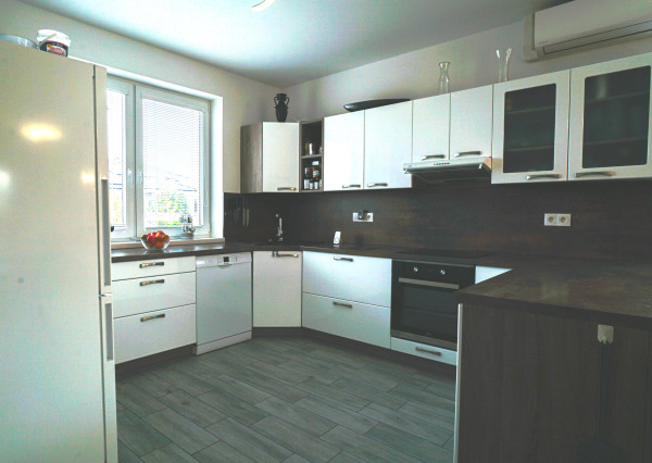 Na predaj 4 izb. bungalov v Kvetoslavove na 6,2 árovom pozemku.