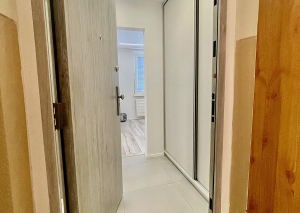 REZERVOVANÉ - Na predaj 1 izb. byt v Dunajskej Strede, Smetanov háj.