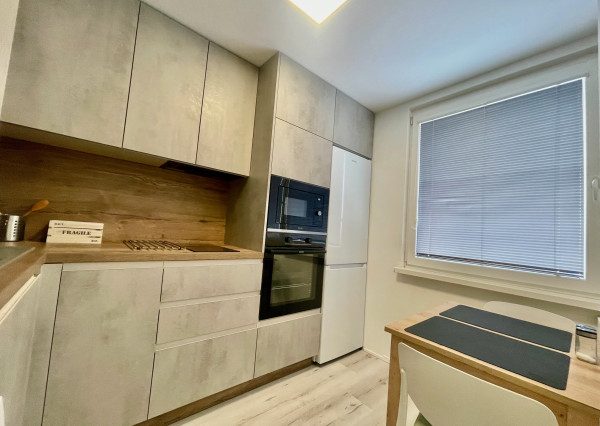 REZERVOVANÉ - Na predaj 1 izb. byt v Dunajskej Strede, Smetanov háj.