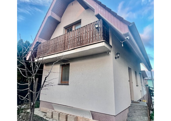 Na predaj  rekreačná chata s trvalým užívaním v lukratívnej časti Šamorína.