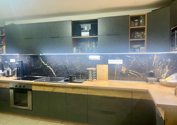 Na predaj  rekreačná chata s trvalým užívaním v lukratívnej časti Šamorína.