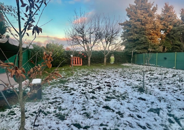 Na predaj  rekreačná chata s trvalým užívaním v lukratívnej časti Šamorína.