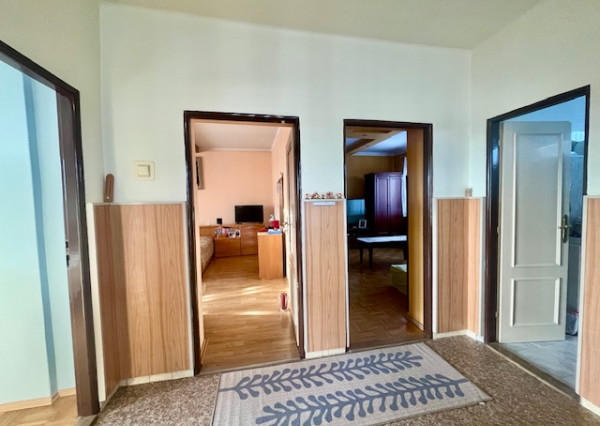 Komfortné bývanie v dvojgeneračnom 4 izbovom dome -Šamorín.