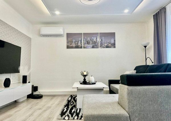 Gabčíkovo - predaj 3 izb. bytu s garážou, záhradkou v uzamknutom dvore v centre mesta.