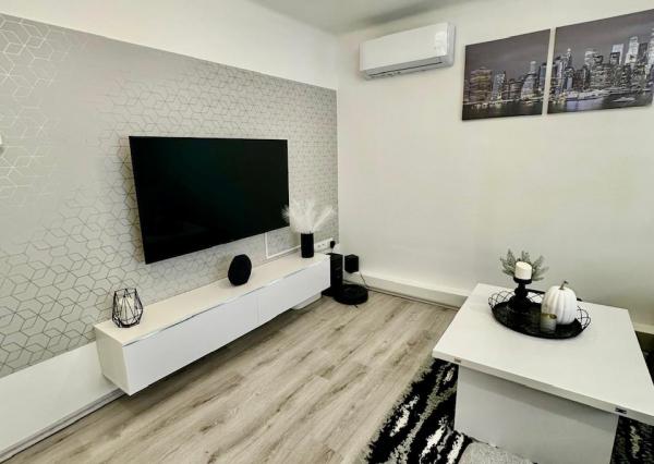 Gabčíkovo - predaj 3 izb. bytu s garážou, záhradkou v uzamknutom dvore v centre mesta.