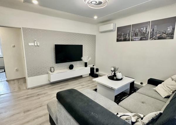 Gabčíkovo - predaj 3 izb. bytu s garážou, záhradkou v uzamknutom dvore v centre mesta.