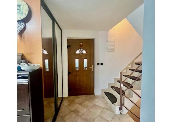 Na predaj  rekreačná chata s trvalým užívaním v lukratívnej časti Šamorína.