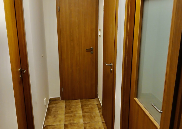 Šamorín - predaj 3 izb. zariadeného bytu so špajzou v okrajovej časti mesta.