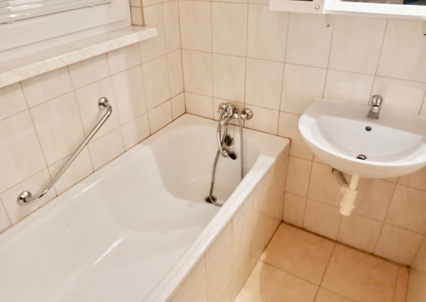 Šamorín - predaj 3 izb. zariadeného bytu so špajzou v okrajovej časti mesta.