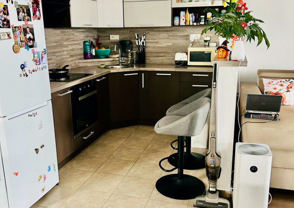 Veľké Dvorníky - predaj 3 izb. bytu so záhradkou a dvoma parkovacími miestami.