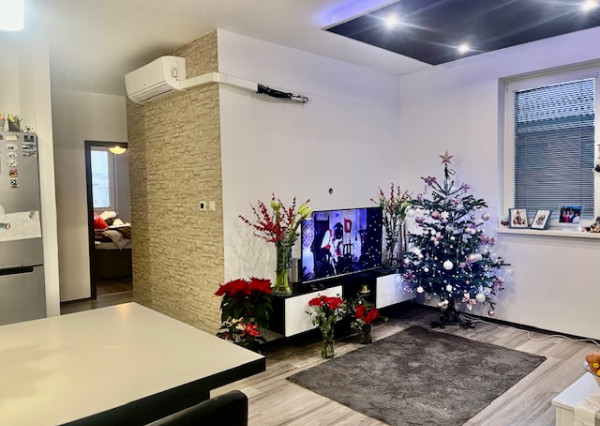 Dunajská Streda-predaj 3 izb. bytu dvoma parkovacími miestami v tichej ulici.