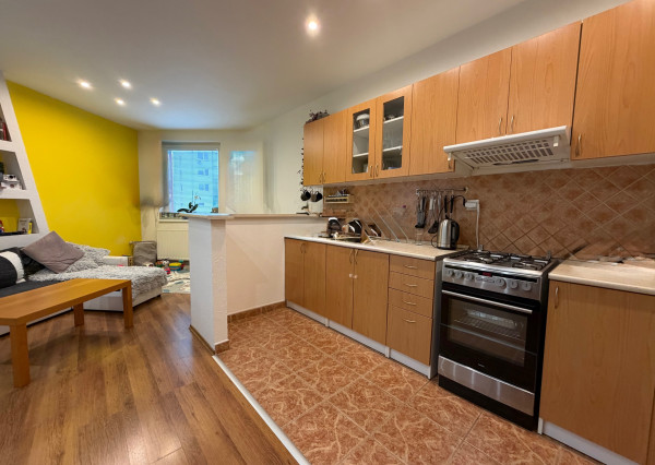 Dunajská Streda - predaj 2 izb. bytu s balkónom a vlastným kúrením v okrajovej časti mesta, ulica Nová Ves.