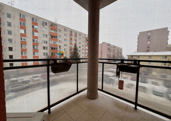 Dunajská Streda - predaj 2 izb. bytu s balkónom a vlastným kúrením v okrajovej časti mesta, ulica Nová Ves.