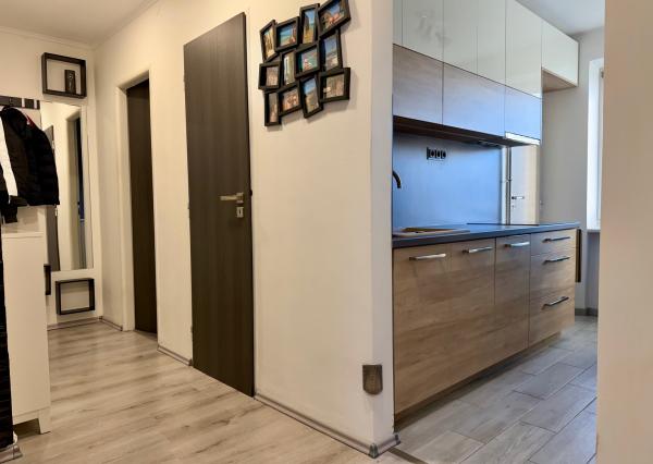 Gabčíkovo - predaj 3 izb. bytu + pozemok a garáž v uzamknutom dvore v centre mesta.