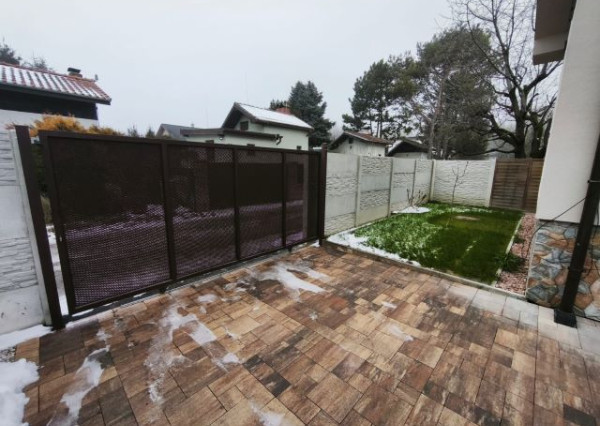 NOVOSTAVBA - PREDAJ -  Rodinný dom 73 m2 s pozemkom