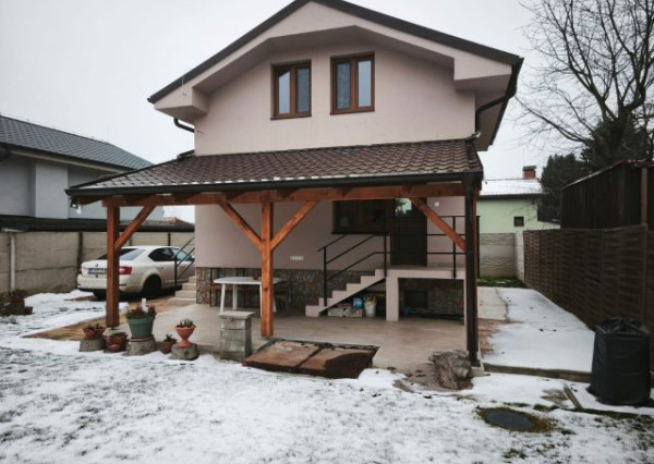 NOVOSTAVBA - PREDAJ -  Rodinný dom 73 m2 s pozemkom
