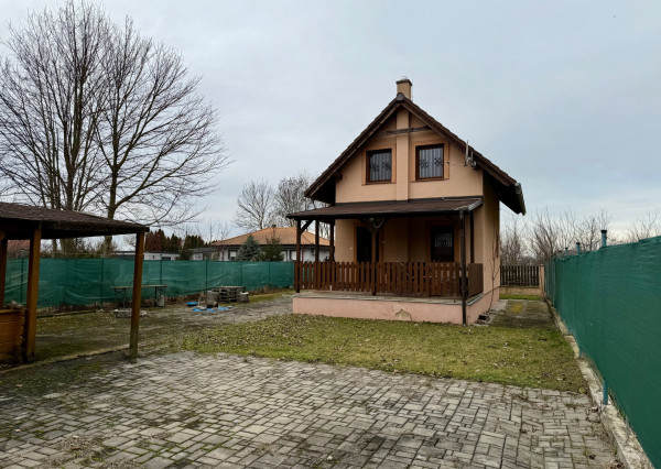 Ohrady – predaj celoročne obývateľnej záhradnej chaty v rekreačnej časti pri Klátovskom ramene.