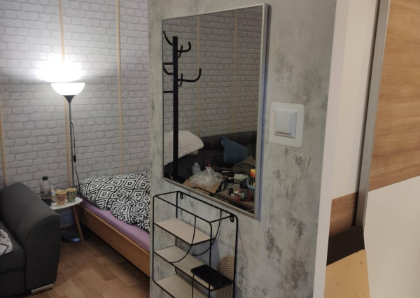 Prenájom 1.izbového bytu len pár minút od centra mesta v  Dunajskej Strede.