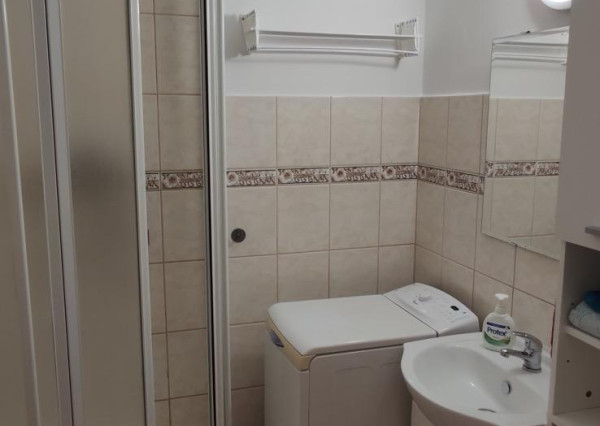 Prenájom 1.izbového bytu len pár minút od centra mesta v  Dunajskej Strede.